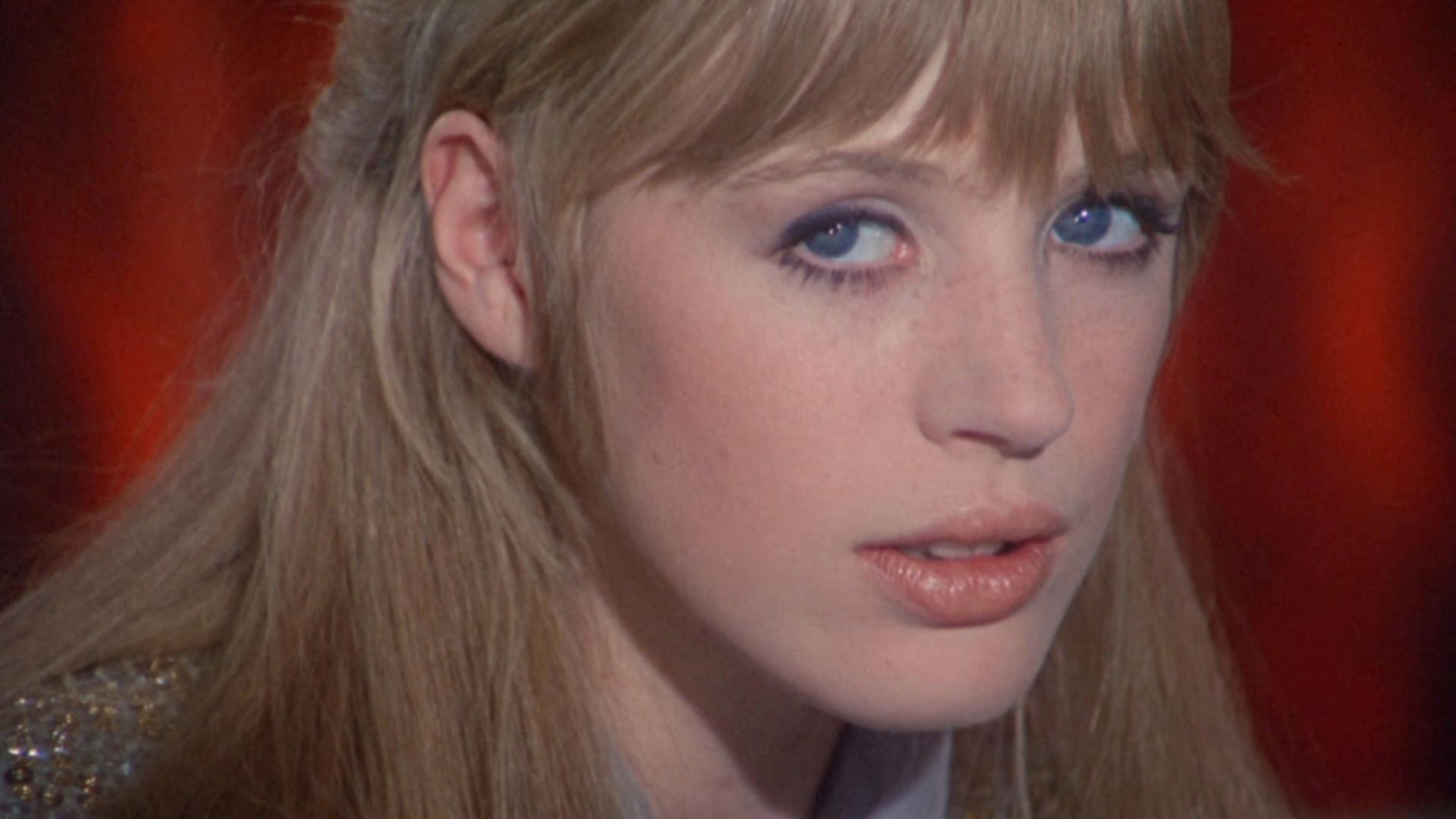 Marianne Faithfull in GIRL ON A MOTORCYCLE